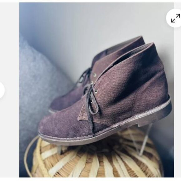 Clarks of England Orignal LIMITED EDITION 70 YEAR Brown SUEDE Boots Sz 11.5 M - Picture 2 of 7